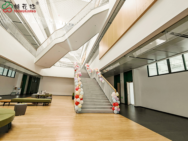 教學(xué)區(qū)竹制地板